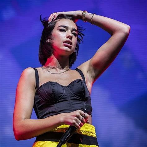 dua lipa sexy outfits|‘Strong, Sexy, Cool’: A Detailed Breakdown of Dua。